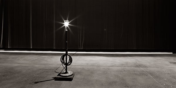 wide-ghost-light