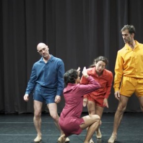 In Performance: DD Dorvillier / human future dance corps - Danza Permanente (Belgium)