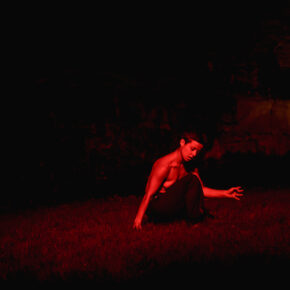 Catol Teixeira - la peau entre les doigts ©Julie-Folly