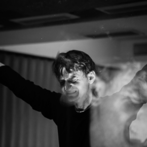 In Performance: Igor Shugaleev - 375 0908 2334 / The body you are calling is currently not available at Santarcangelo dei Teatri (Italy) Photo by Dorothée Thébert-Filliger